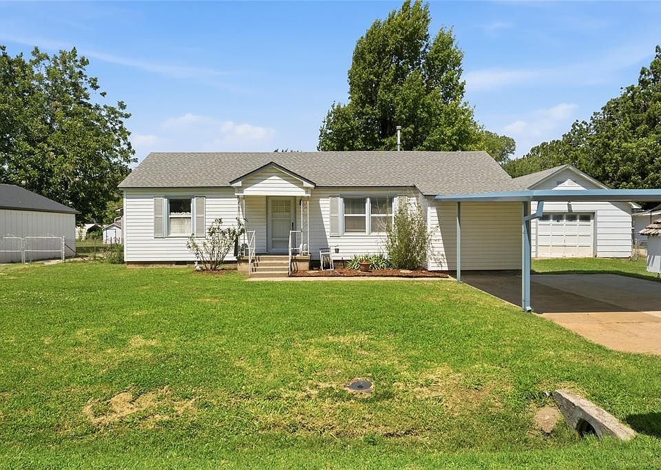 1st image of 2901 S Otella Ave