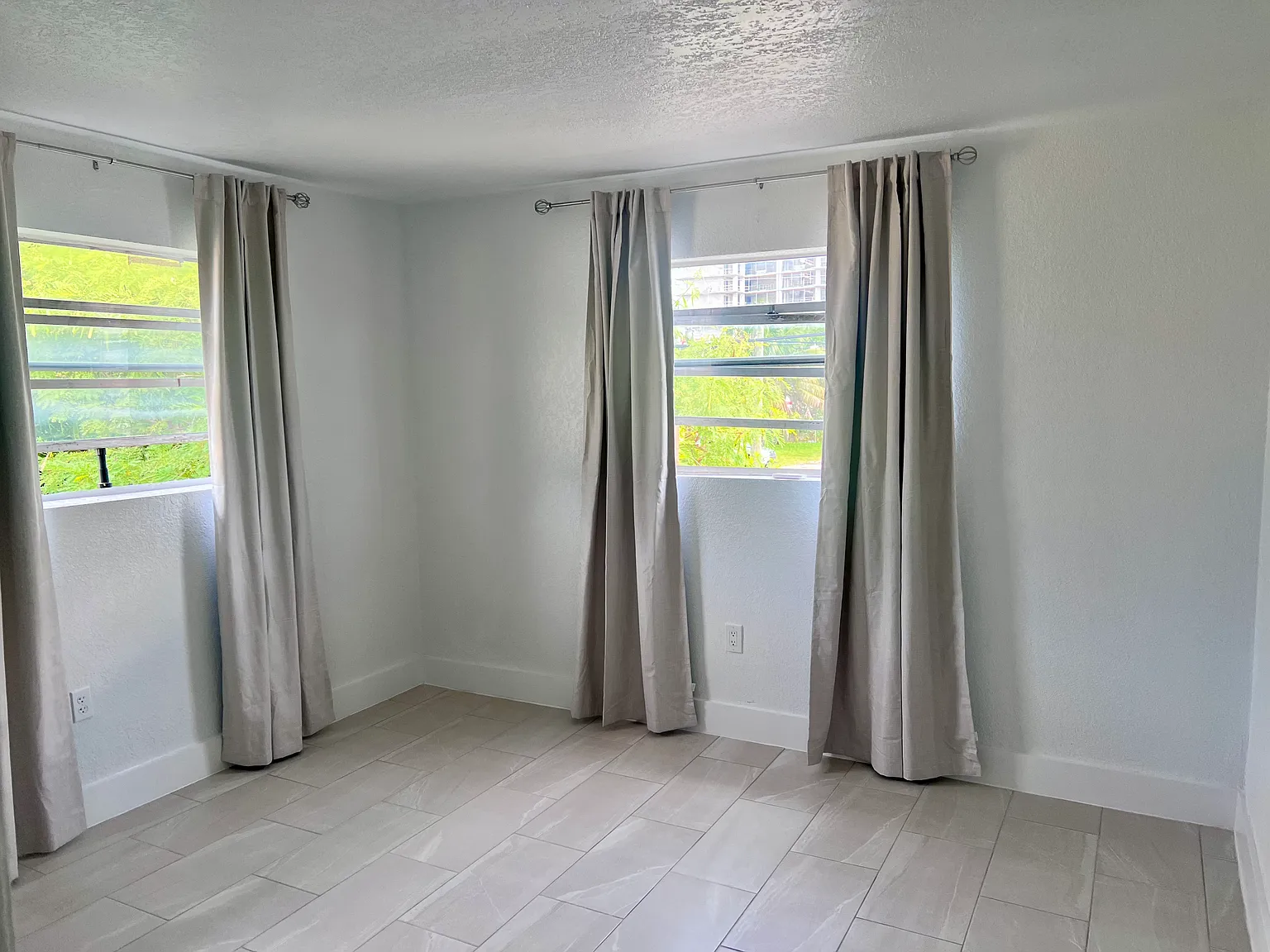 1 bed, 700 sqft, $1,450 — Photo 2