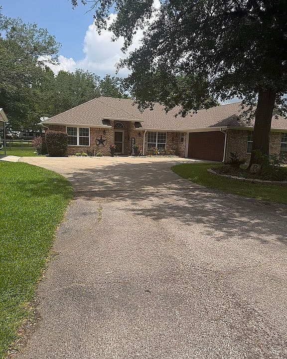 1st image of 215 County Road 1451