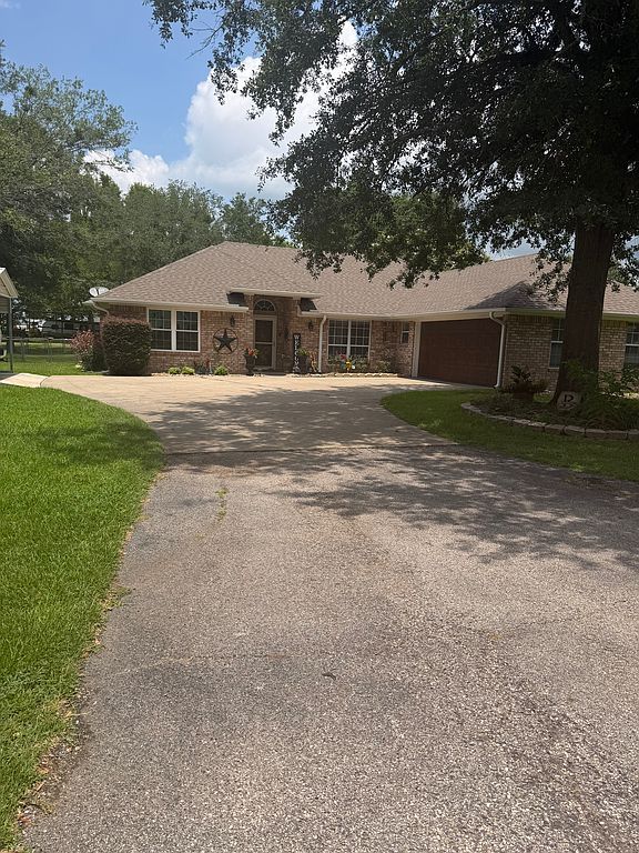 215 County Road 1451 - Property Image