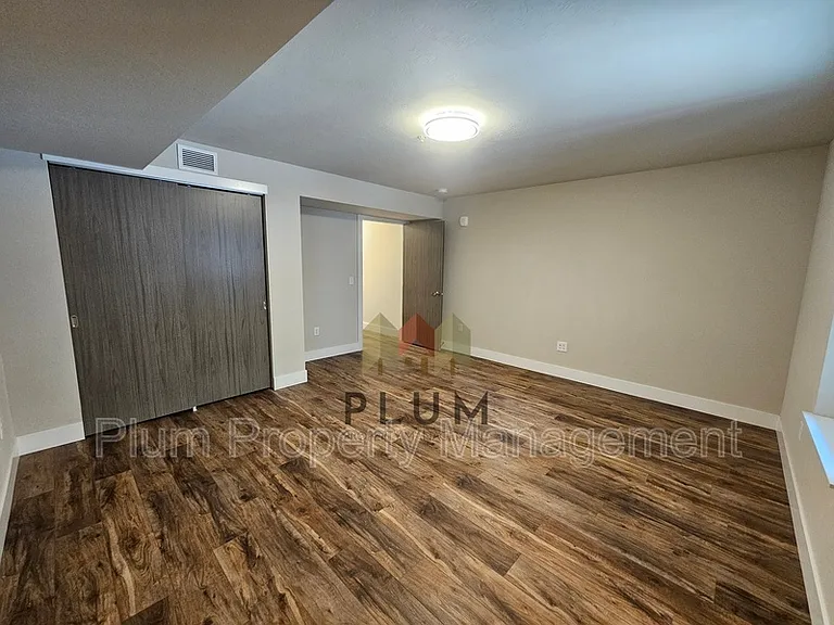 425 Michigan Ave #106 — Photo 30