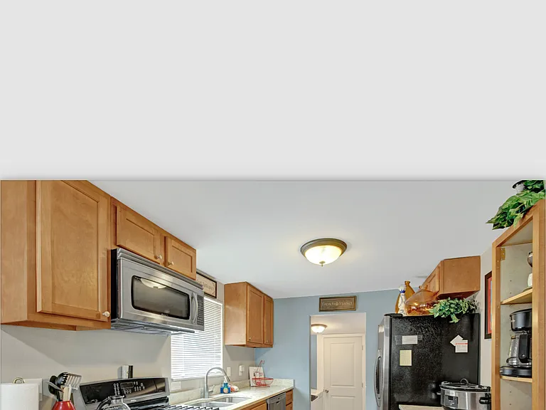 1315 S Wolff St — Photo 16