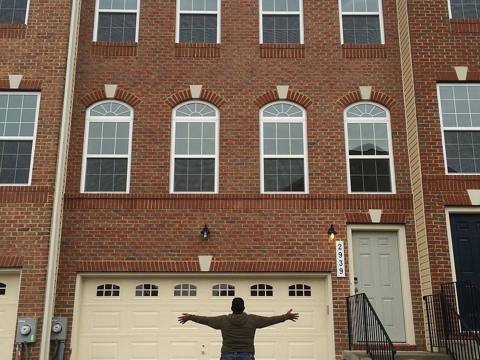 1st image of 2939 Sedgemore Pl