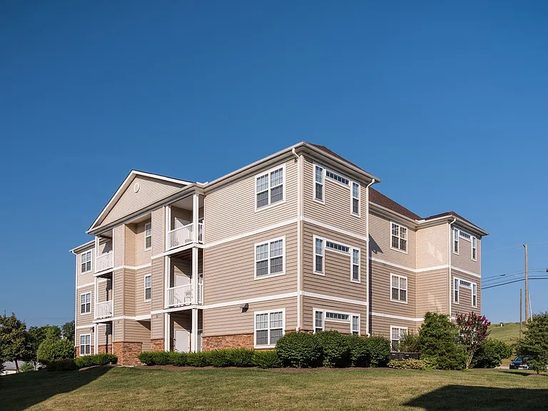 Lee Trace Apartments