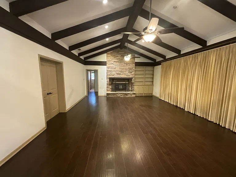 530 Hilliard Dr — Photo 11