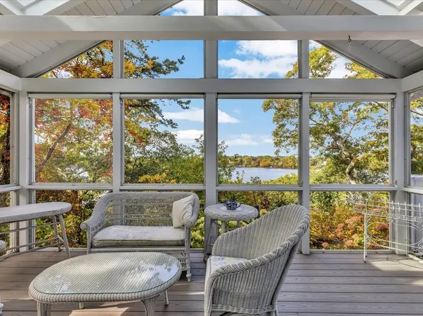 4 Maureens Way, Dennis, MA 02638