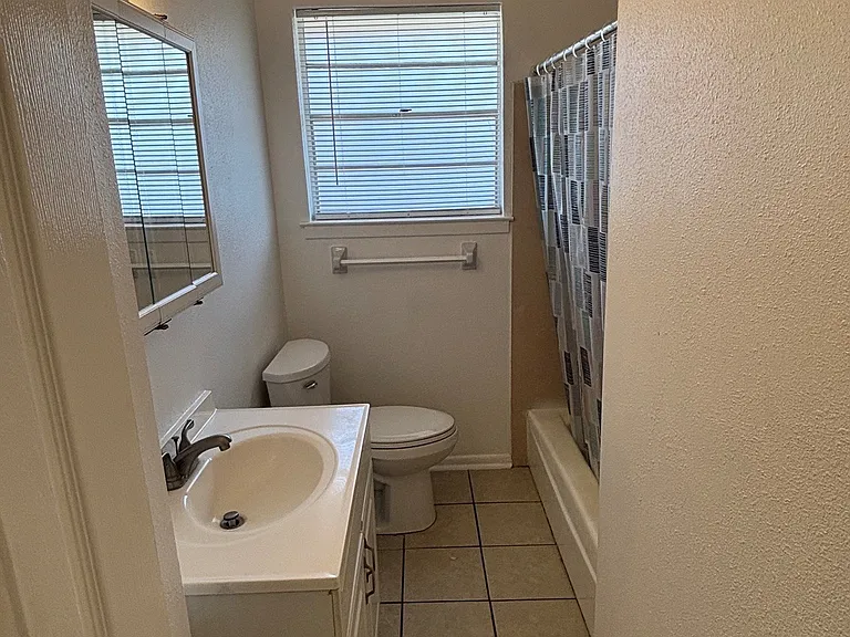 1504 Carrollton Ave #0 — Photo 7
