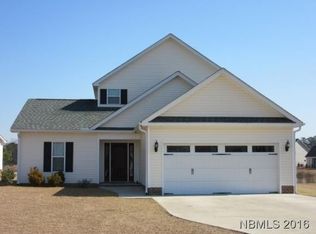 208 Antioch Rd, New Bern, NC 28560