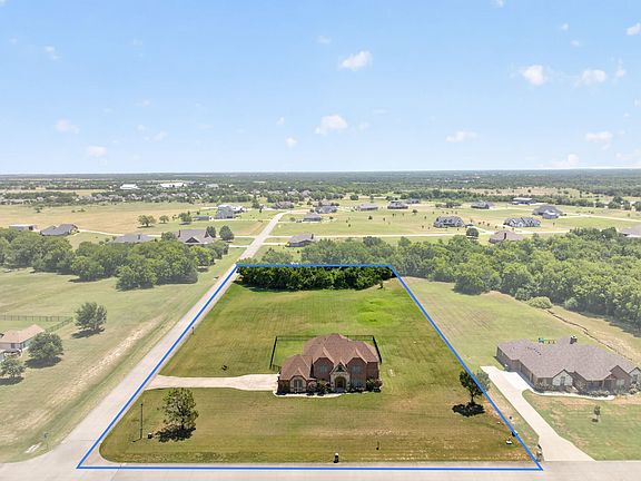 3rd image of 1132 Shadow Lakes Dr