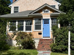 52 Glendon Rd, Falmouth, MA 02543
