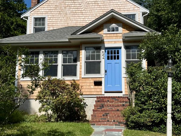 52 Glendon Rd
