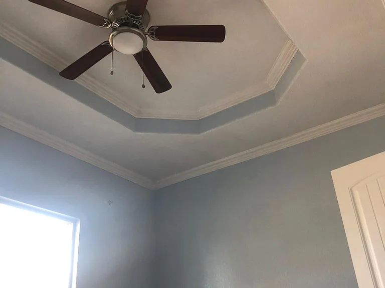 1427 S Denley Dr — Photo 7