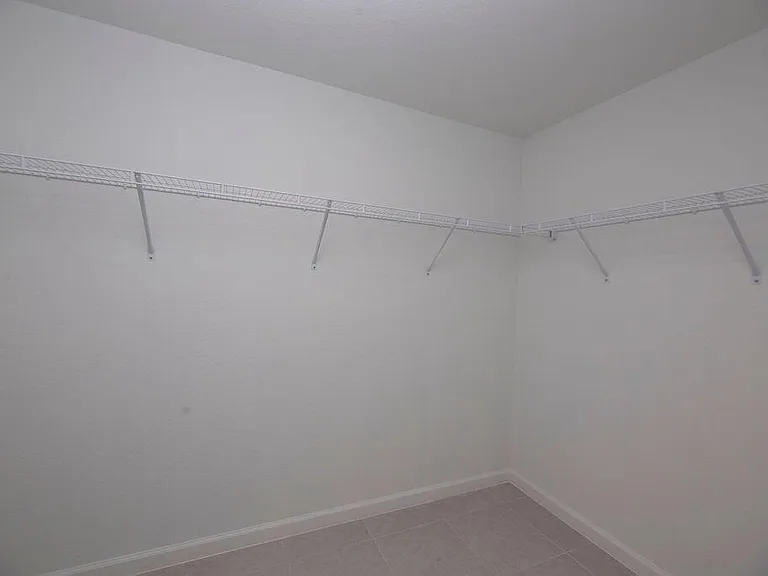 11146 NW Fernbrook Dr — Photo 23