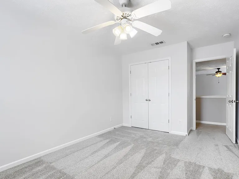 1235 Bainbridge Dr — Photo 10