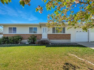 2813 W Sweet Basil S, Salt Lake City, UT 84129