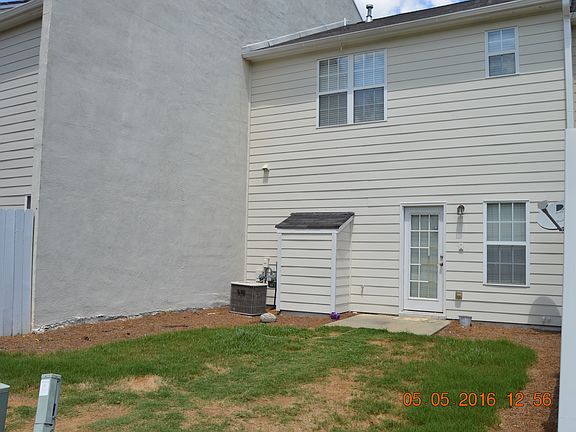 3rd image of 345 Parc River Blvd