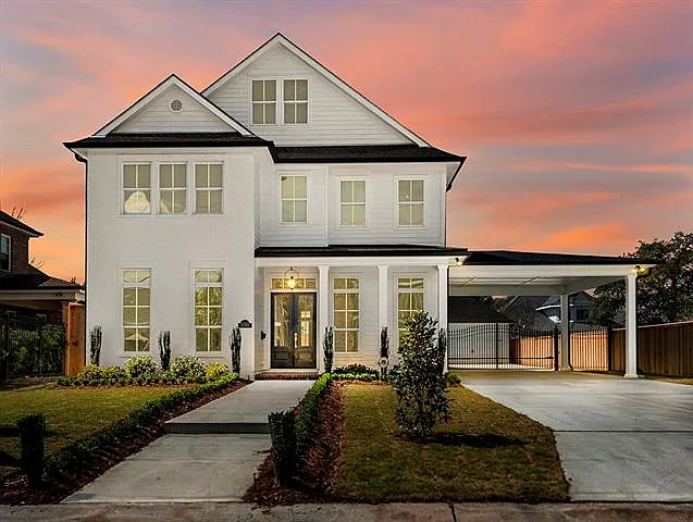 6 bed, 3.5 bath, 4308 sqft, $10,000 — Photo 1