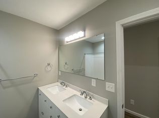 512 S 2nd St #1/2, Clinton, IA 52732