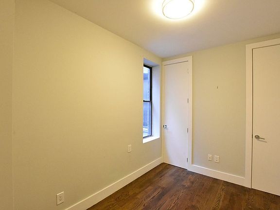 3rd image of 2 Pinehurst Ave APT 3E