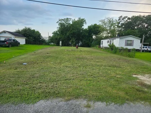 106 E Tennessee St, Orange, TX 77630