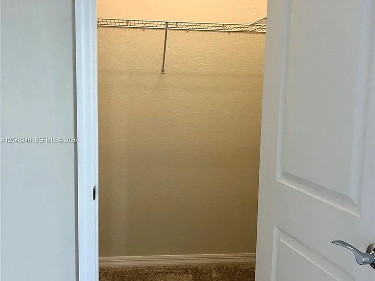4984 Greenway Dr — Photo 29