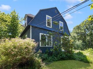 320 Railroad Ave N, Saunderstown, RI 02874