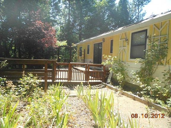 2nd image of 6708 S Dunsmuir Ave