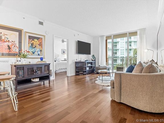 5th image of 2000 N Bayshore Dr APT 609
