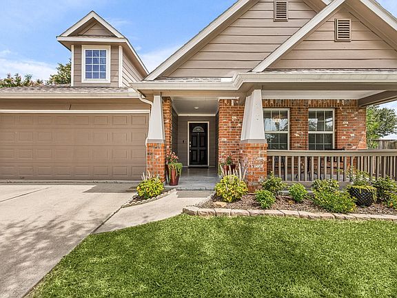 3rd image of 21502 Hawkspur Ridge St