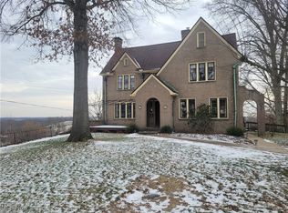 413 Oakwood Dr, Cadiz, OH 43907