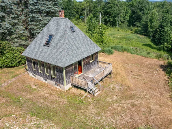 416 Lincolnville Avenue, Belfast, ME 04915