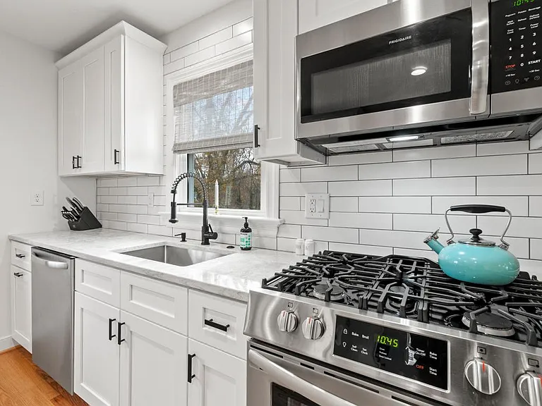 3823 Hawthorne Ave #2 — Photo 11