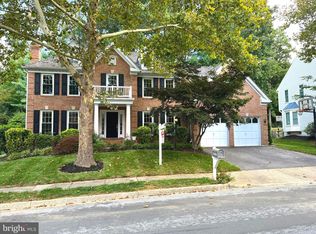 17717 Globe Theatre Dr, Olney, MD 20832