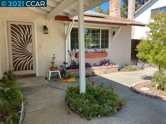 2nd image of 1586 Catlin Dr