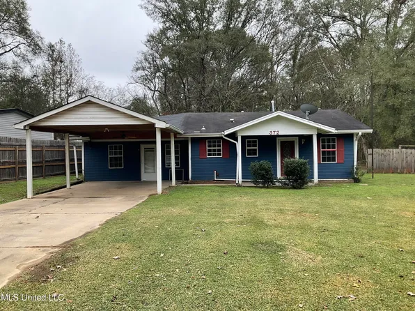 372 E Madison St, Bolton, MS 39041
