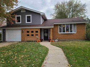 604 Elm St, Mauston, WI 53948