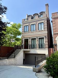 1758 W Surf St, Chicago, IL, 60657