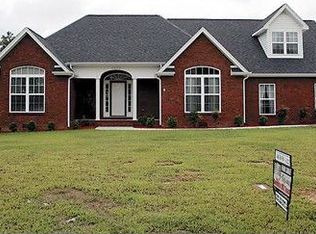 2074 Foster Cir, Cookeville, TN 38501