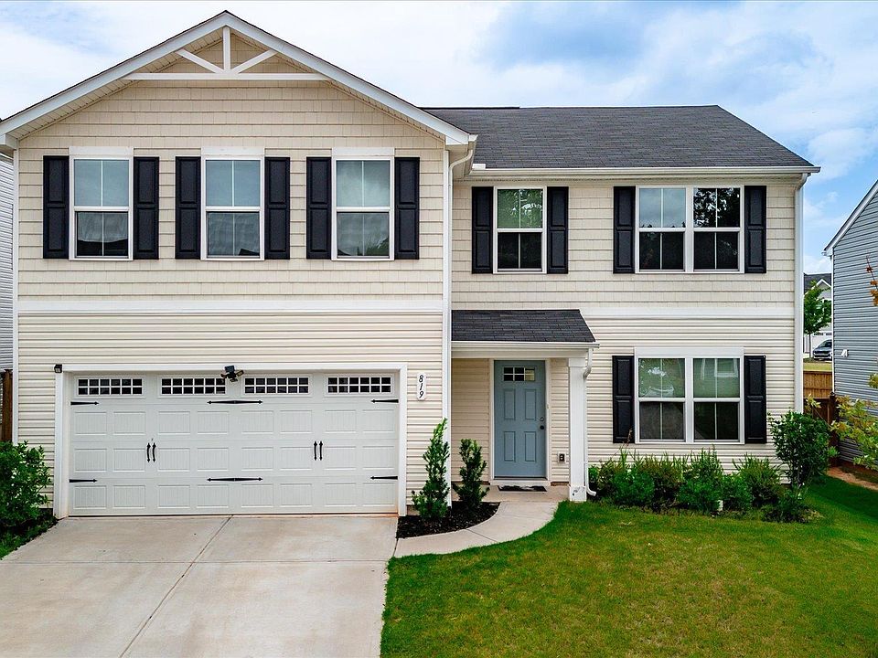 1st image of 819 Throckmorton Ct