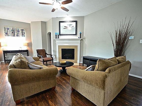 Large family space with gas log fireplace