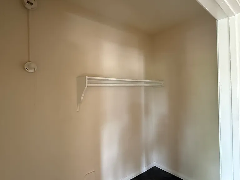 1225 Boston St #206 — Photo 6