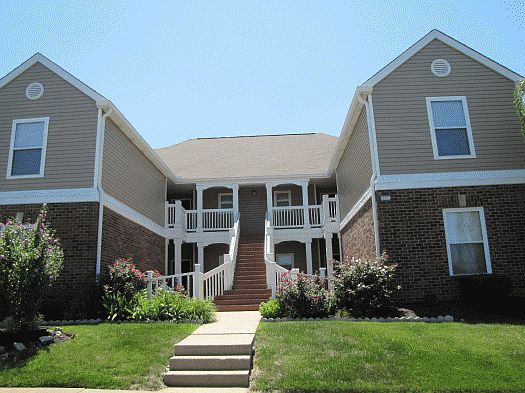 2nd image of 8609 Fenwick Creek Pl