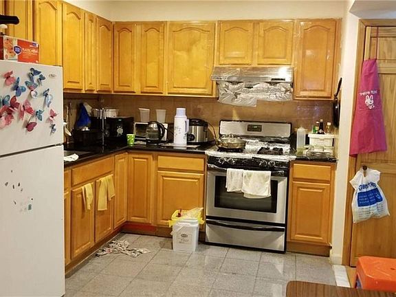 3rd image of 1054 67th St APT 1C