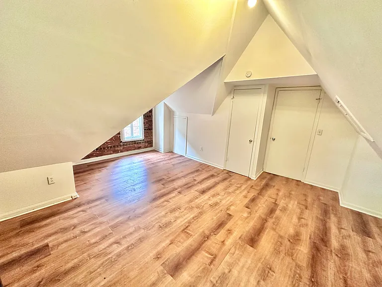 4422 Greenwich Pkwy NW — Photo 42