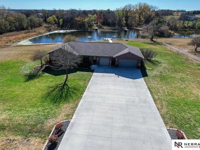9787 E Apple Rd, Firth, NE, 68358