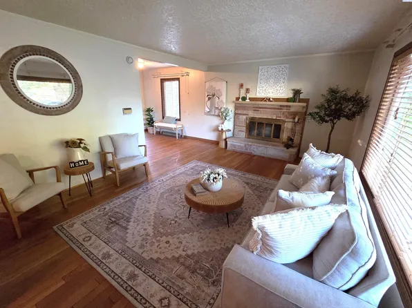 1511 Farrell Ln, Richland, WA 99354