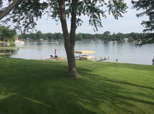 10199 Lakeside Dr, White Lake, MI