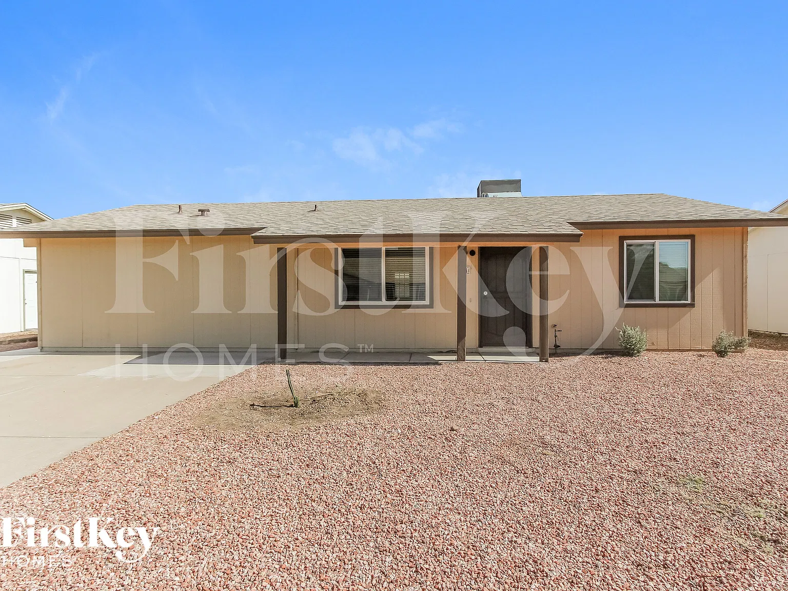 3 bed, 2.0 bath, 1128 sqft, $2,310 — Photo 1
