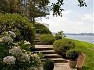 6333 Lake Washington Blvd NE APT 201, Kirkland, WA 98033