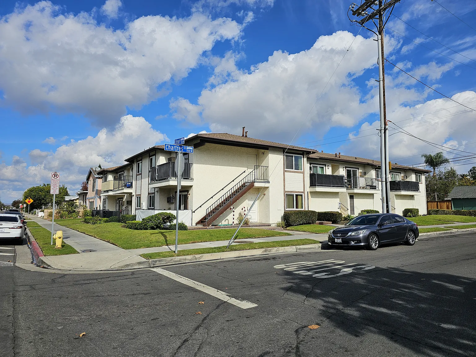 1 bed, 778 sqft, $2,000 — Photo 2